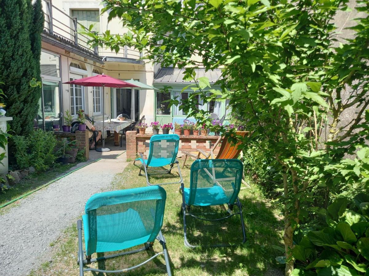 Maison Violette En Berry Bed & Breakfast Aigurande Exterior photo